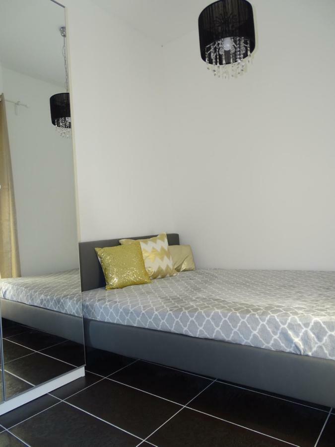 Ferienwohnung Dorothy 3 Siófok Exterior foto